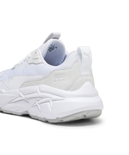 PUMA(プーマ)の「PUMA プーマ スピナ ニトロ ベーシック ウィメンズ スニーカー(スニーカー・レディース・ブラック/ホワイト・26.0cm/25.0cm/23.5cm/25.5cm/23.0cm/22.5cm/24.0cm/22.0cm/24.5cm)」の4枚目の写真