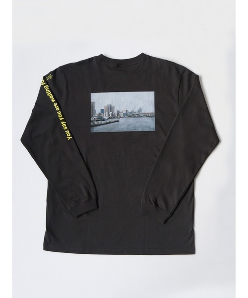 LA PEAU DE GEM（ラポドゥジェム）の「【LA PEAU DE GEM】バックブリントTee（Tシャツ/カットソー・レディース・ダークグレー/ホワイト・FREE）」の17枚目の写真