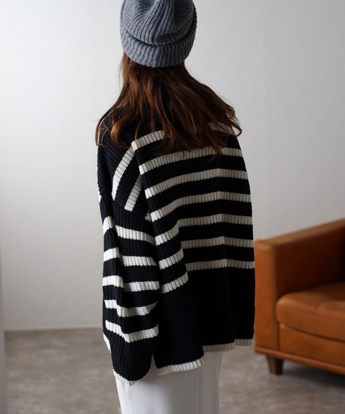 TRIANGLE PALETTE（トライアングルパレット）の「ボーダーハイネックニット（ニット/セーター・レディース・ホワイト×ネイビー/ホワイト×ブラック/ブラック×ホワイト/ベージュ/グリーン・FREE）」の17枚目の写真