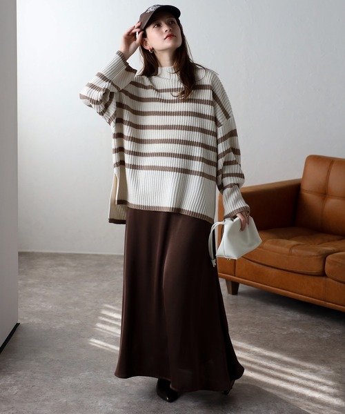 TRIANGLE PALETTE（トライアングルパレット）の「ボーダーハイネックニット（ニット/セーター・レディース・ホワイト×ネイビー/ホワイト×ブラック/ブラック×ホワイト/ベージュ/グリーン・FREE）」の20枚目の写真