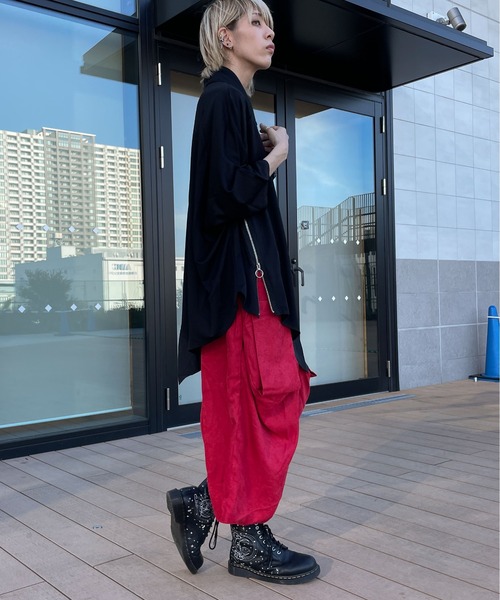 rovtski（ロフトスキー）の「フェイクスエード変形パンツ（その他パンツ・レディース・ブラック/レッド/テラコッタ/グリーン・FREE）」の18枚目の写真