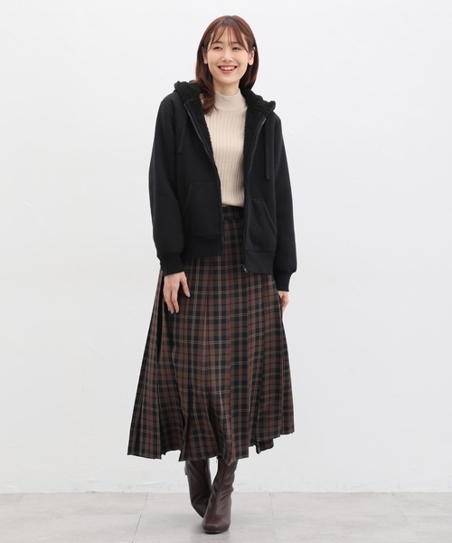 Honeys(ハニーズ)の「暖裏起毛ボアジップパーカー(パーカー・レディース・オートミール/ライトグリーン/杢グレー/ブラック/ブルー/ベージュ/ラベンダー・M/3L/S/LL/L)」の13枚目の写真