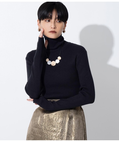 Settimissimo（セッティミッシモ）の「リブフィンガーホールタートルニット（ニット/セーター・レディース・レッド/ブラック/ブルー/グリーン・FREE）」の13枚目の写真