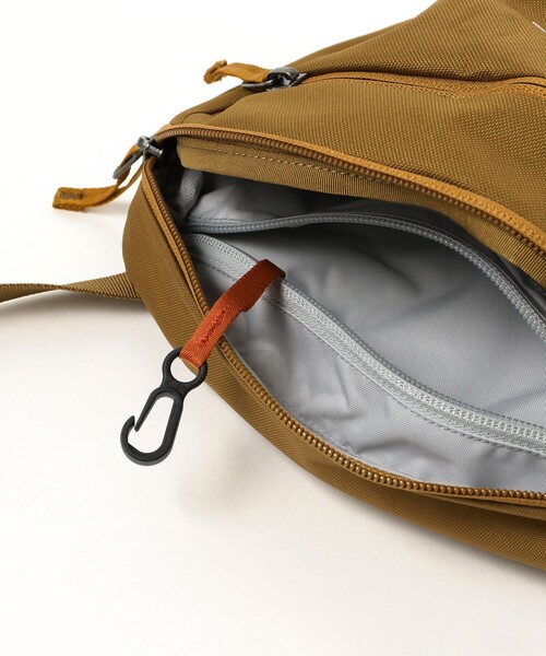 ARC'TERYX（アークテリクス）の「ARC’TERYX / MANTIS2 Waist Pack（ショルダーバッグ・メンズ・ライトブラウン/ブラック・ONE SIZE）」の10枚目の写真