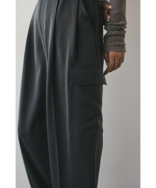 STYLEMIXER（スタイルミキサー）の「サテンカーゴパンツ（カーゴパンツ・レディース・グレー/アイボリー・SMALL/MEDIUM）」の17枚目の写真