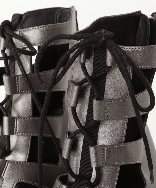 PAGEBOY(ページボーイ)の「レースアップブーツサンダル(サンダル・レディース・ブラック/ブロンズ・LARGE/MEDIUM)」の18枚目の写真