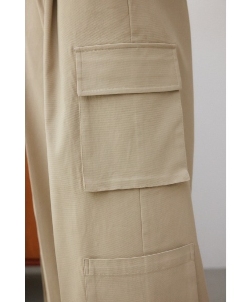 AZUL by moussy(アズールバイマウジー)の「ワイドカーゴパンツ(カーゴパンツ・レディース・ブラック/ベージュ・MEDIUM/SMALL)」の11枚目の写真