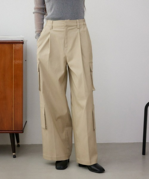 AZUL by moussy(アズールバイマウジー)の「ワイドカーゴパンツ(カーゴパンツ・レディース・ブラック/ベージュ・MEDIUM/SMALL)」の16枚目の写真