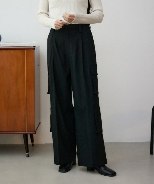 AZUL by moussy(アズールバイマウジー)の「ワイドカーゴパンツ(カーゴパンツ・レディース・ブラック/ベージュ・MEDIUM/SMALL)」の19枚目の写真