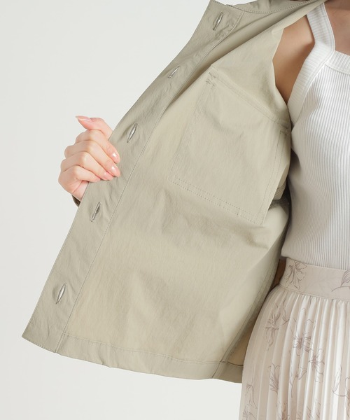 Honeys（ハニーズ）の「ミリタリージャケット（ミリタリージャケット・レディース・グレイッシュベージュ/カーキ/ブラック/アイボリー・L/M/S）」の17枚目の写真