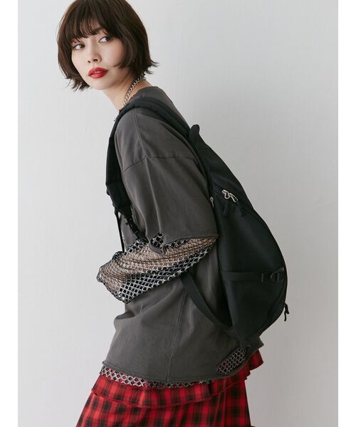 THRASHER（スラッシャー）の「【別注】THRASHER クロスボディBAG（バックパック/リュック・レディース・ブラック/ベージュ/ホワイト/ピンク・FREE）」の10枚目の写真