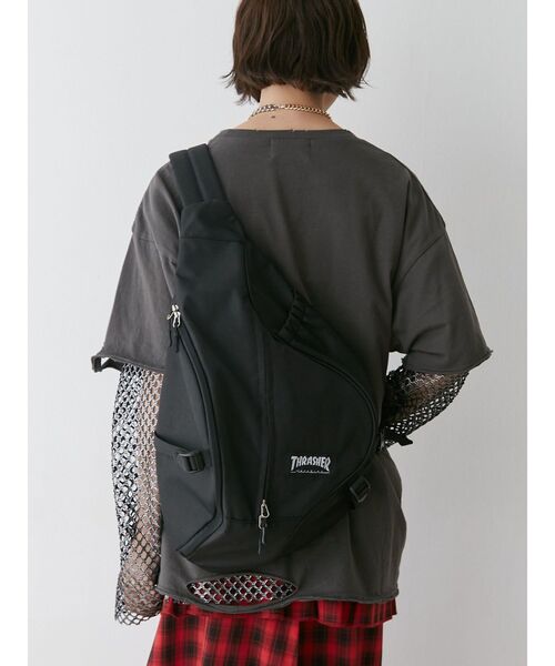 THRASHER（スラッシャー）の「【別注】THRASHER クロスボディBAG（バックパック/リュック・レディース・ブラック/ベージュ/ホワイト/ピンク・FREE）」の7枚目の写真