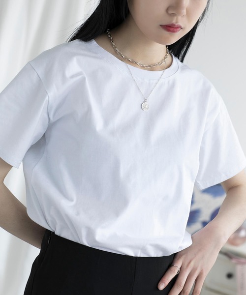 aimoha(アイモハ)の「カジュアルオーバーTシャツ(Tシャツ/カットソー・レディース・ブラック/ホワイト・LARGE/MEDIUM)」の1枚目の写真