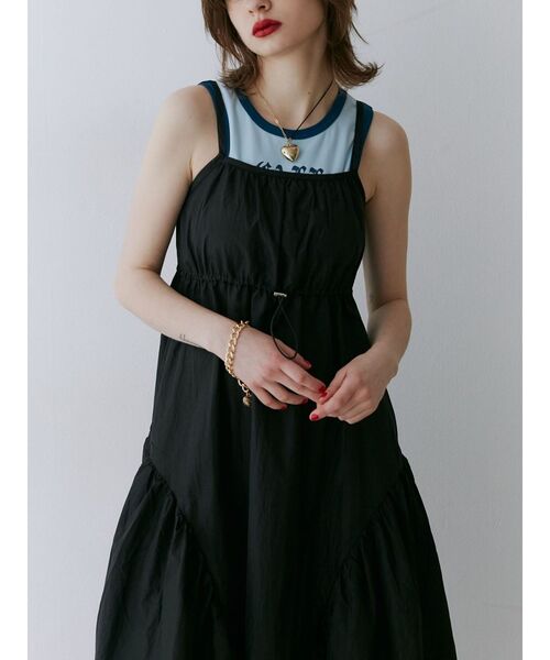 jouetie(ジュエティ)の「ギャザーロングキャミワンピース(ワンピース・レディース・レッド/ブラック/ブルー・MEDIUM)」の7枚目の写真