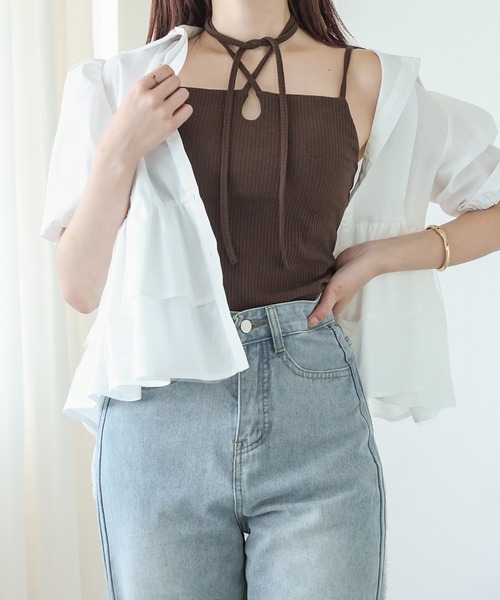 Ambre Neige（アンブルネージュ）の「ホルターネックカップ付きキャミ／WEB/EC限定商品（キャミソール・レディース・ダークブラウン/ブラック/アイボリー・FREE）」の3枚目の写真