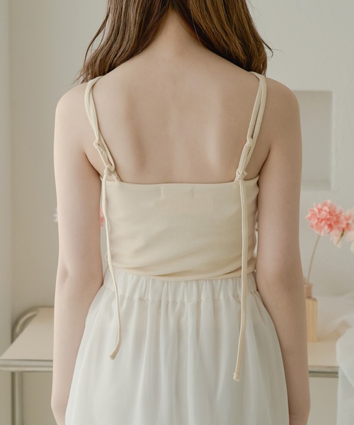 Ambre Neige（アンブルネージュ）の「ホルターネックカップ付きキャミ／WEB/EC限定商品（キャミソール・レディース・ダークブラウン/ブラック/アイボリー・FREE）」の14枚目の写真