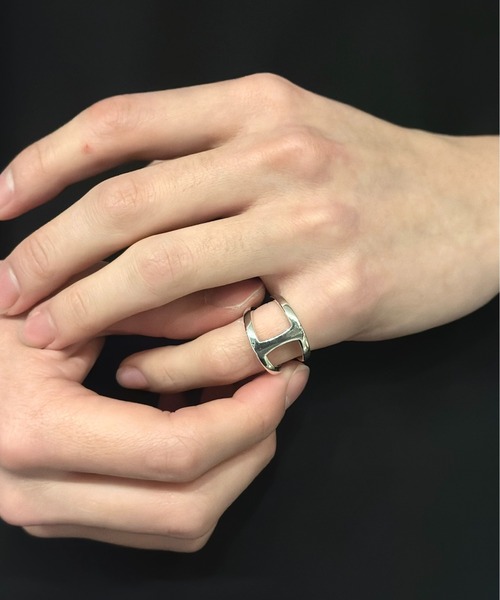 blatto(ブラット)の「【blatto 925silver】925シルバー デザイン リング bla-ring-s011 U(リング・メンズ・B/A/F/E/D/C/J/K/L/M/G/H/I・11/15 /20/13/17/9/21/19)」の2枚目の写真