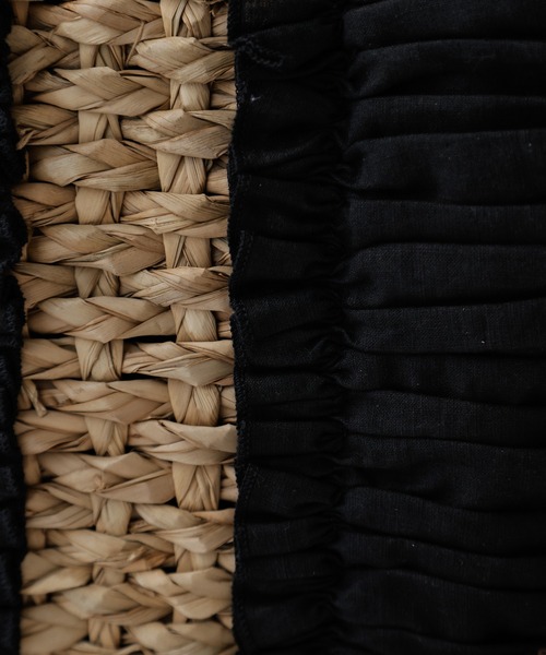 DEICY（デイシー）の「フリルバンブーハンドルバッグ（ハンドバッグ・レディース・ベージュ/ブラック・FREE）」の15枚目の写真