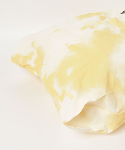 OMCC（オーエムシーシー）の「Shopping Bag TieDye M（ショルダーバッグ・レディース・グレー/ブルー/ピンク/イエロー・M）」の6枚目の写真