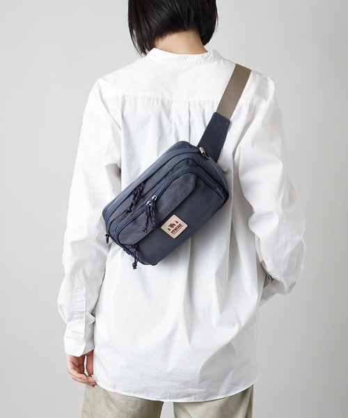 moz（モズ）の「MOZ（モズ） 軽撥水加工 アウトドアテイスト な スクエア型 ショルダーバッグ ウエストバッグ（ショルダーバッグ・レディース・ブラック/インディゴブルー/ライトグリーン/グレイッシュベージュ/アイボリー/サンドベージュ・ONE SIZE）」の15枚目の写真