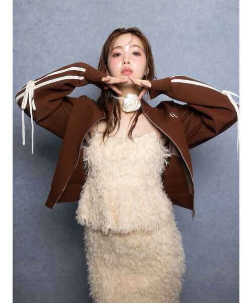 CALNAMUR（カルナムール）の「リボントラックジャケット（ブルゾン・レディース・ブラウン/グレー/ブラック・FREE）」の16枚目の写真