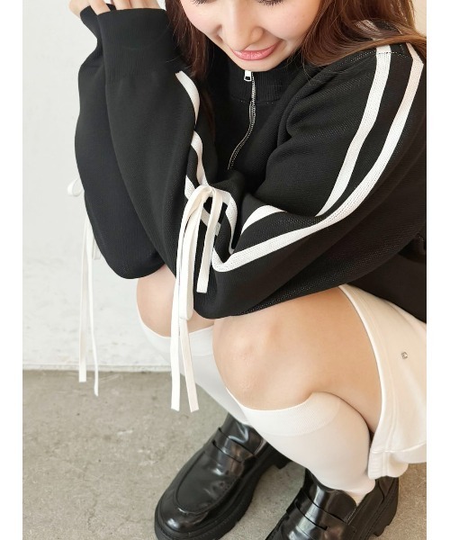 CALNAMUR（カルナムール）の「リボントラックジャケット（ブルゾン・レディース・ブラウン/グレー/ブラック・FREE）」の12枚目の写真