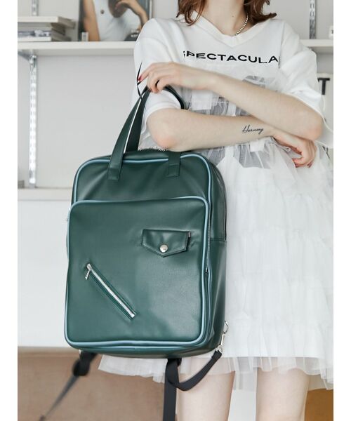 jouetie（ジュエティ）の「パイピングレザーバックパック（バックパック/リュック・レディース・ブラック/グリーン・FREE）」の4枚目の写真