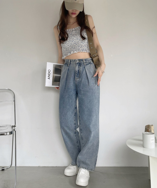 Ada.(エイダ)の「小花柄 シャーリング ベアトップ キャミソール(キャミソール・レディース・グリーン/ブラック/ホワイト・FREE)」の7枚目の写真