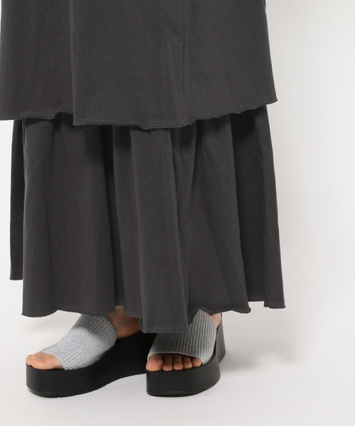 LOWRYS FARM（ローリーズファーム）の「カットティアードスカート