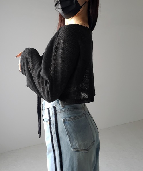 me+em select(ミームセレクト)の「※※【 3color 】サイドリボンシャーリング長袖ショートシアーTシャツ /side ribbon shirring long sleeve short sheer Tee(Tシャツ/カットソー・レディース・アイボリー/ブラック/グレー・FREE)」の10枚目の写真