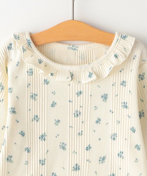 SHIPS（シップス）の「SHIPS KIDS:80～90cm / フラワー テキスタイル 長袖 TEE（Tシャツ/カットソー・キッズ・オフホワイト/ピンク・90/80）」の4枚目の写真