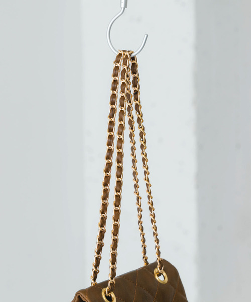 RODE SKO（ロデスコ）の「ヴィンテージライクキルティングチェーンバッグ（ショルダーバッグ・レディース・ブラック/ブラウン・ONE）」の16枚目の写真