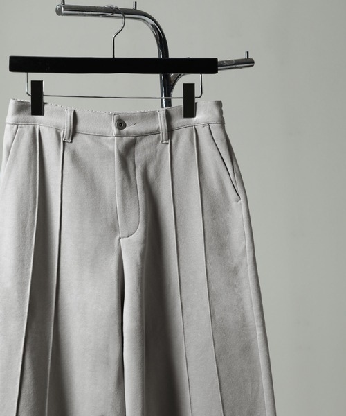 NILWAY（ニルウェイ）の「袴シルエット ピンタック スラックス スウェット（スウェットパンツ・メンズ・ライトグレー/ブラック/カーキ/グレー・SMALL/MEDIUM/LARGE）」の6枚目の写真