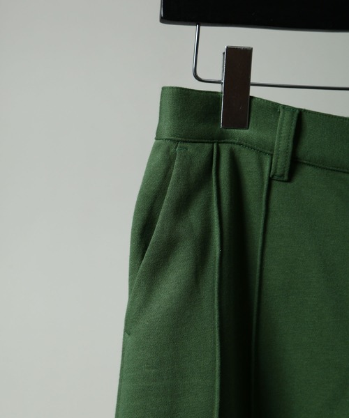 NILWAY（ニルウェイ）の「袴シルエット ピンタック スラックス スウェット（スウェットパンツ・メンズ・ライトグレー/ブラック/カーキ/グレー・SMALL/MEDIUM/LARGE）」の11枚目の写真