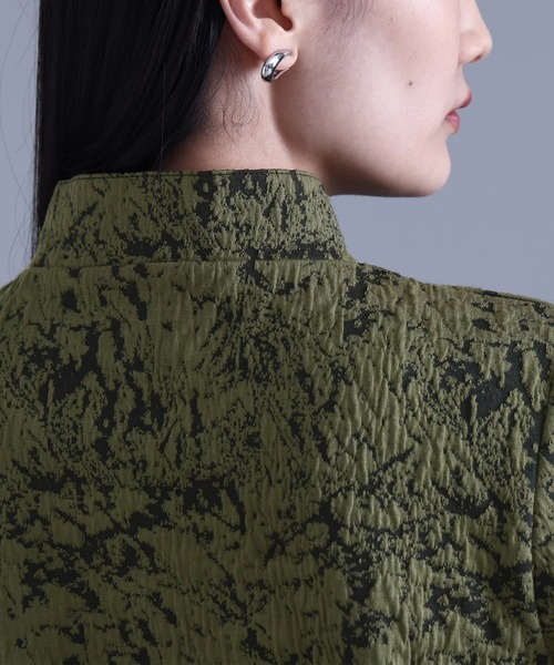 kOhAKU（コハク）の「『涙あきハイネックカットソー』（Tシャツ/カットソー・レディース・カーキ/ブラック・2/1）」の15枚目の写真