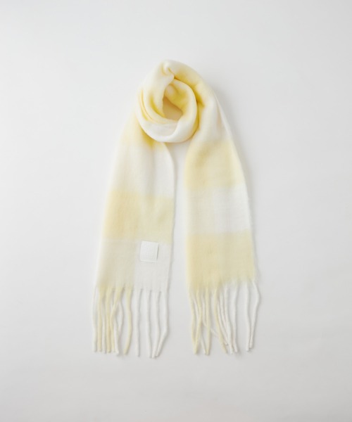 one after another NICE CLAUP(ワンアフターアナザーナイスクラップ)の「NCEロゴタグ付きマフラー(マフラー・レディース・アイボリー/グレー系その他/イエロー系その他/ピンク系その他/モカ/ブルー系その他・FREE)」の11枚目の写真