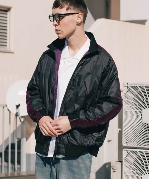TAION(タイオン)の「TAION/タイオン TRACK DOWN JACKET トラックジャケット ダウンジャケット(ダウンジャケット/コート・メンズ・ブラック×パープル/ブラック×ブラック・XL/L/M/S)」の2枚目の写真