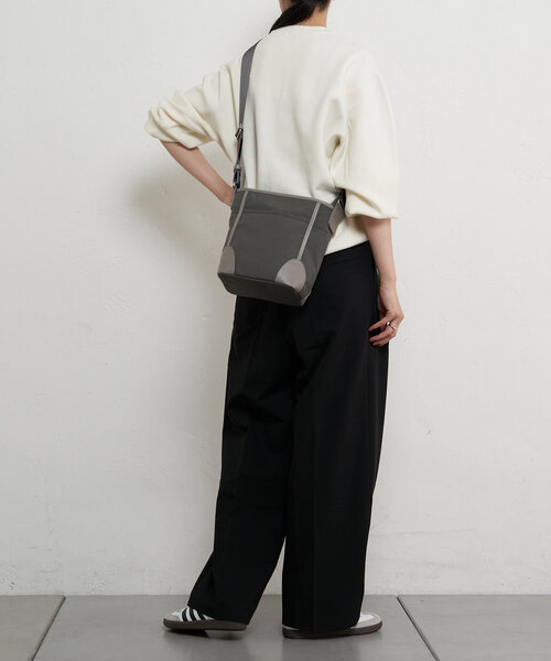 russet（ラシット）の「[500mlペットボトル対応]コーデュラナイロンミニショルダーバッグ(CE-1438)（ショルダーバッグ・レディース・ブラック/グレー・FREE）」の20枚目の写真