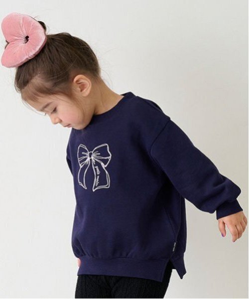 petit main(プティマイン)の「【プティプラ】girlsトレーナー(キッズサイズ)(スウェット・キッズ・クリーム/トップグレー/アイボリー/ライトピンク/マルチ/レッド/ピンク/ブラウン/ネイビー/ダークブルー・80cm/90cm/100cm/110cm/120cm/130cm)」の20枚目の写真