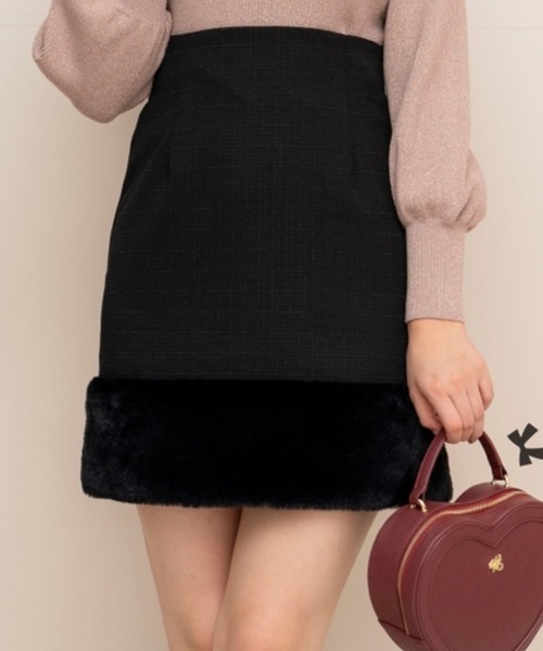WILLSELECTION（ウィルセレクション）の「裾ファーハイウエストミニスカート（スカート・レディース・ブラック/グレー系その他/ブラック系その他/ピンク・FREE）」の2枚目の写真