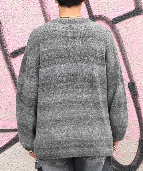 LUXSTYLE(ラグスタイル)の「グラデーションクルーネックニット(ニット/セーター・メンズ・ブラウン/グリーン/グレー・M/L)」の13枚目の写真