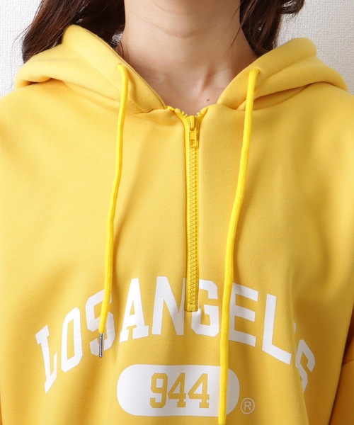 Lace Ladies(レースレディース)の「ロゴプリント カレッジ フロントジップ パーカー トップス(パーカー・レディース・イエロー/アイボリー・M/XL)」の10枚目の写真