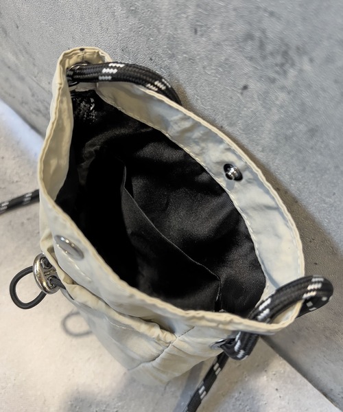 SBG（エスビー）の「SBG ナイロンパラコードミニショルダー（ショルダーバッグ・メンズ・ベージュ/カーキ/ブラック/ホワイト・FREE）」の14枚目の写真