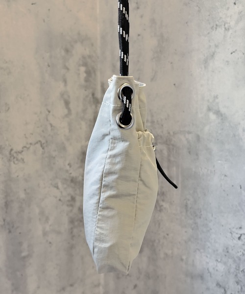 SBG（エスビー）の「SBG ナイロンパラコードミニショルダー（ショルダーバッグ・メンズ・ベージュ/カーキ/ブラック/ホワイト・FREE）」の18枚目の写真