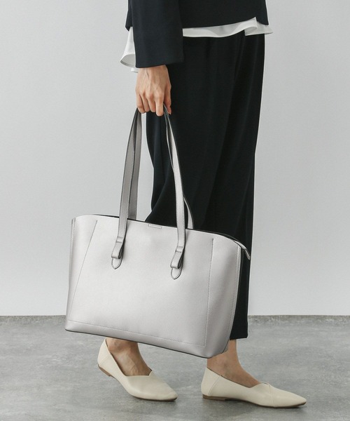 GLOBAL WORK（グローバルワーク）の「スペ軽撥水6ポケA4トート/234500