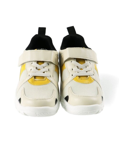 BRANSHES(ブランシェス)の「【足育】配色スニーカー(スニーカー・キッズ・ブラック/アイボリー・17.0cm/21.0cm/20.0cm/19.0cm/18.0cm)」の4枚目の写真