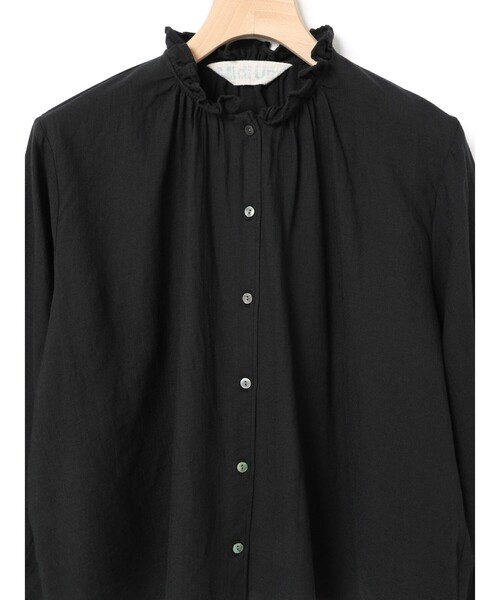 MidiUmi(ミディウミ)の「MidiUmi フリルカラーギャザーネックシャツ(シャツ/ブラウス・レディース・ブラック/オフホワイト・FREE)」の15枚目の写真