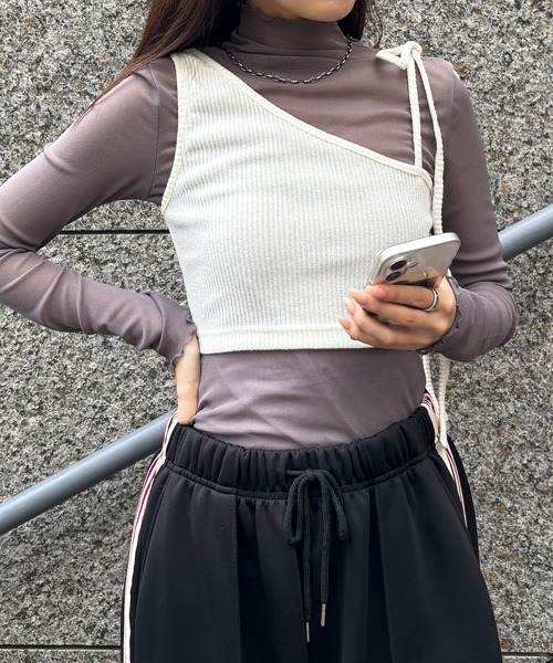 ISOOK(アイスー)の「【ISOOK / アイスー】2ピースレイヤードニットカットソー / アシンメトリー 長袖 クルーネック セットアイテム ZOZOTOWN限定(Tシャツ/カットソー・レディース・チャコール/アイボリー/ブラック・FREE)」の4枚目の写真