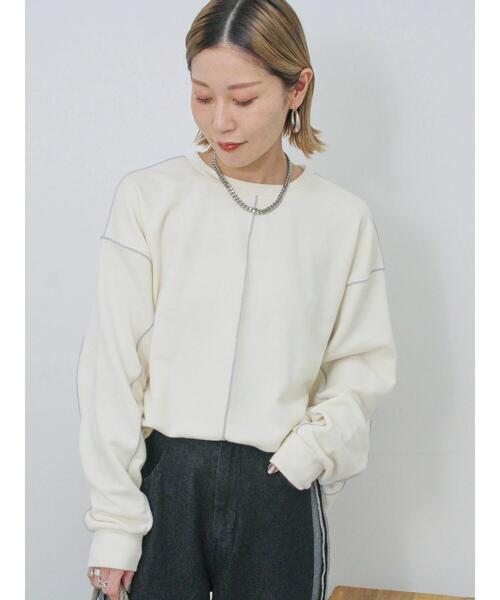 Samansa Mos2 blue（サマンサモスモスブルー）の「◎配色メロウ裏毛プルオーバー（Tシャツ/カットソー・レディース・ブラック/トップグレー/キナリ・F）」の8枚目の写真