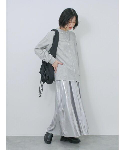 Samansa Mos2 blue（サマンサモスモスブルー）の「◎配色メロウ裏毛プルオーバー（Tシャツ/カットソー・レディース・ブラック/トップグレー/キナリ・F）」の19枚目の写真